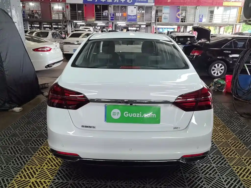 Geely Emgrand 2020