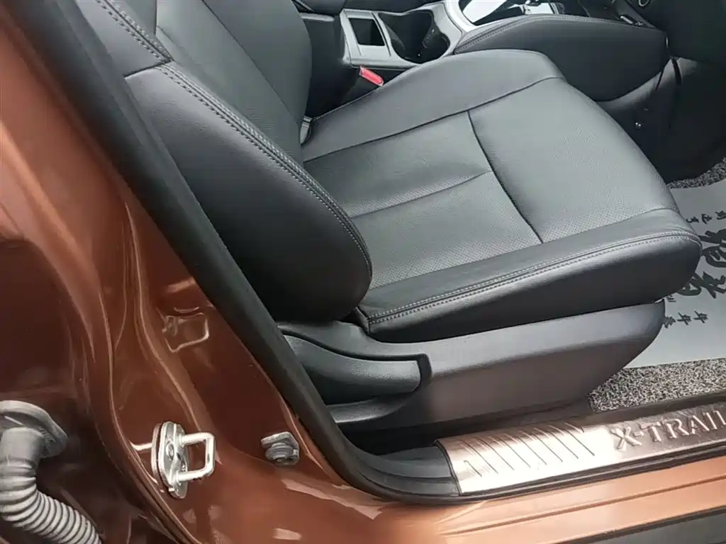 Nissan X-Trail 2015 — фото 25