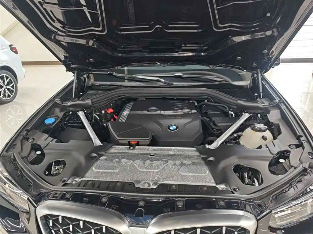 BMW X4 2023 — фото 20