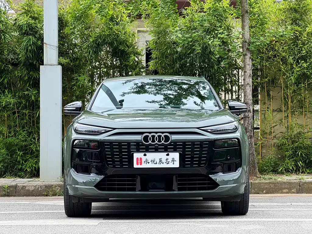 Audi Q6L e-tron 2025 — фото 2