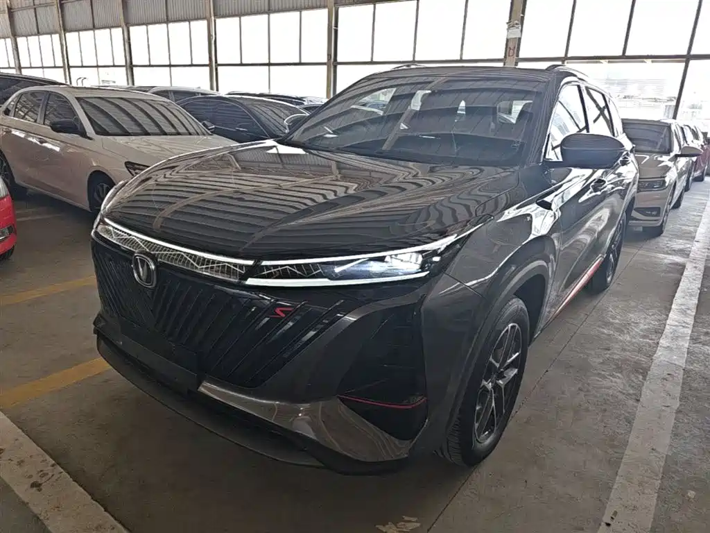 Changan CS75 PLUS 2022 — фото 1