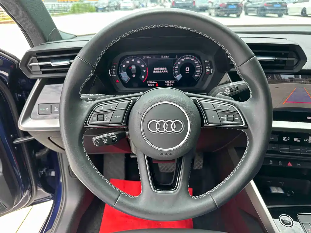 Audi A3 2023 — фото 14
