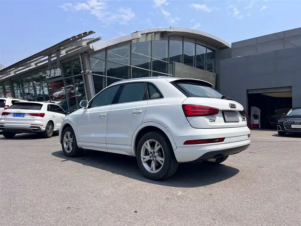 Audi Q3 2016 — фото 3