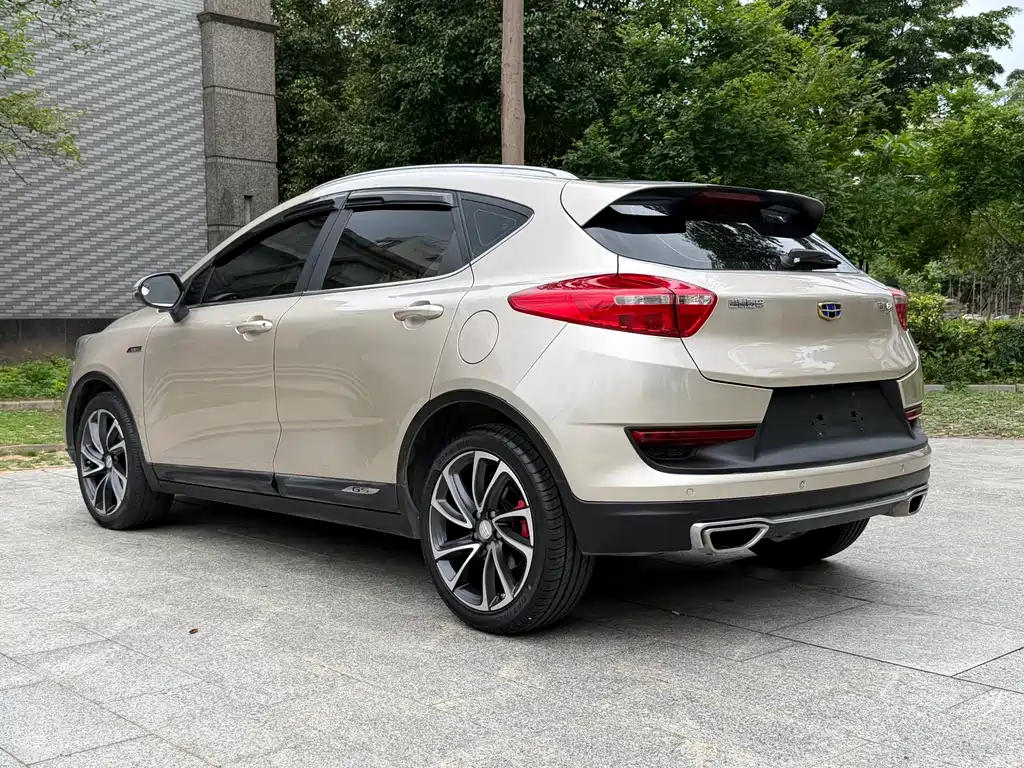Geely Emgrand GS 2017 — фото 14