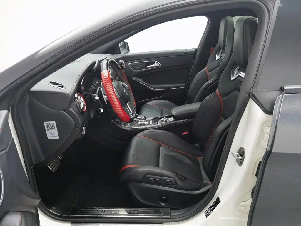 Mercedes-Benz Mercedes CLA AMG 2015 — фото 10