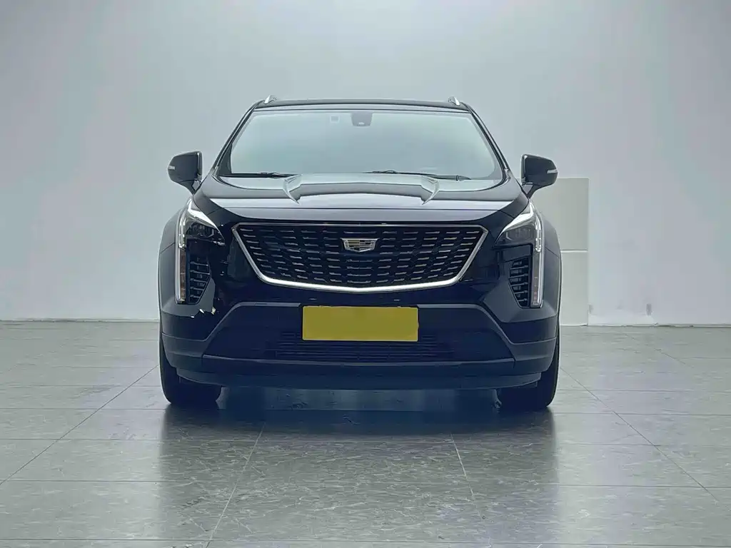 Cadillac XT4 2022 — фото 2