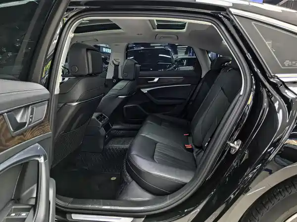 Audi A6L 2023