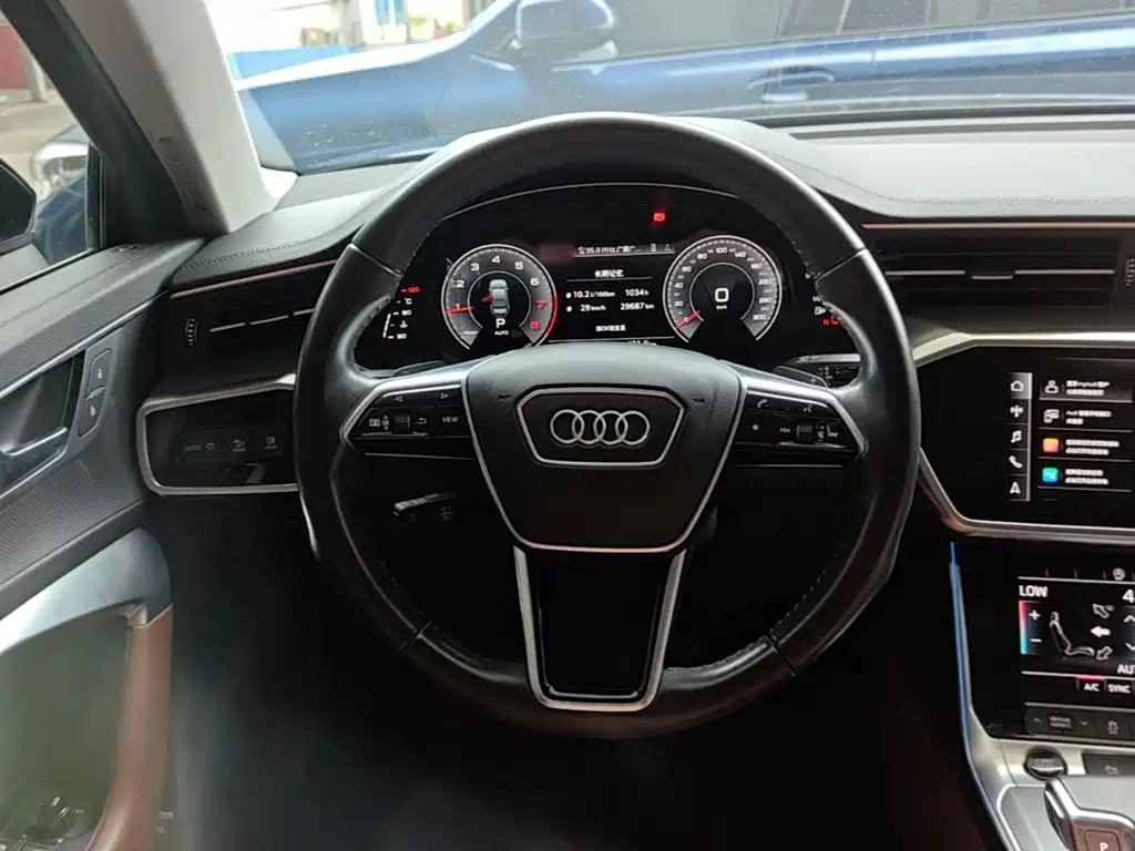 Audi A6L 2020