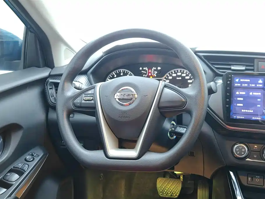 Nissan Bluebird 2019 — фото 15