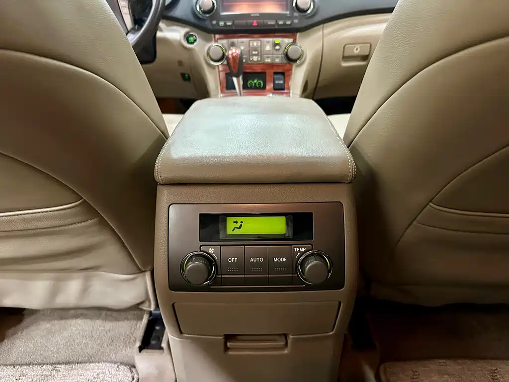 Toyota Highlander 2008 — фото 16