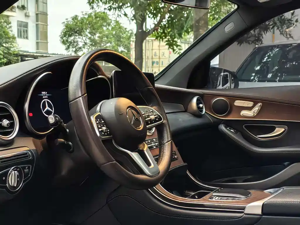 Mercedes-Benz GLC 2022