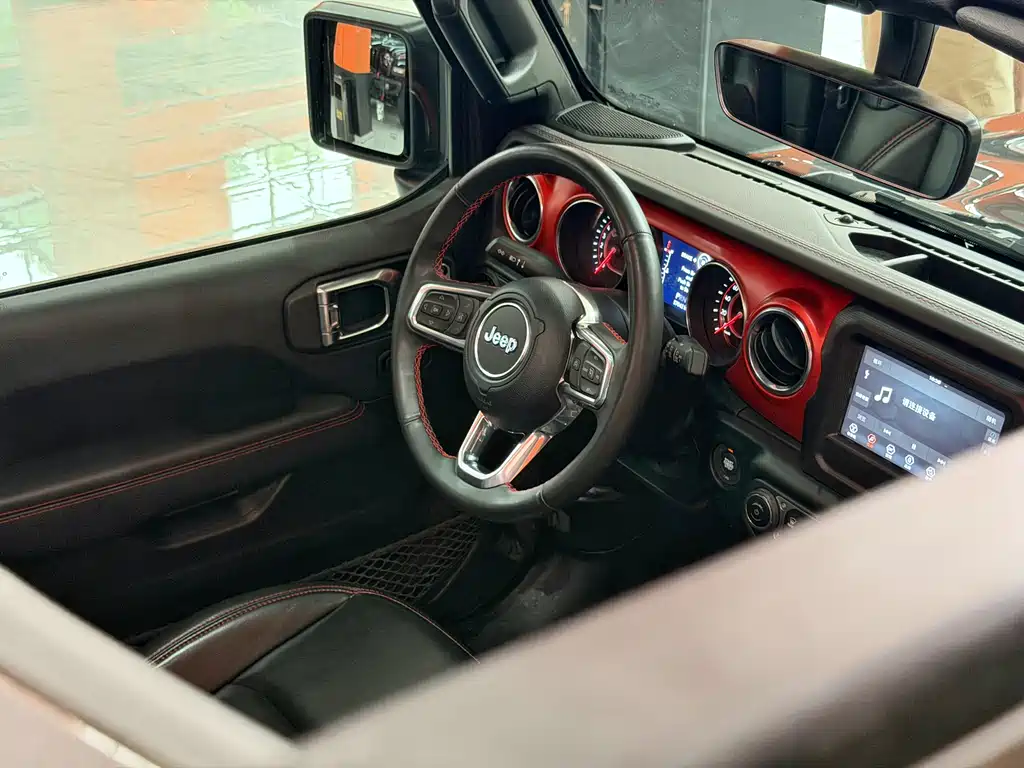 Jeep Wrangler 2022 — фото 16