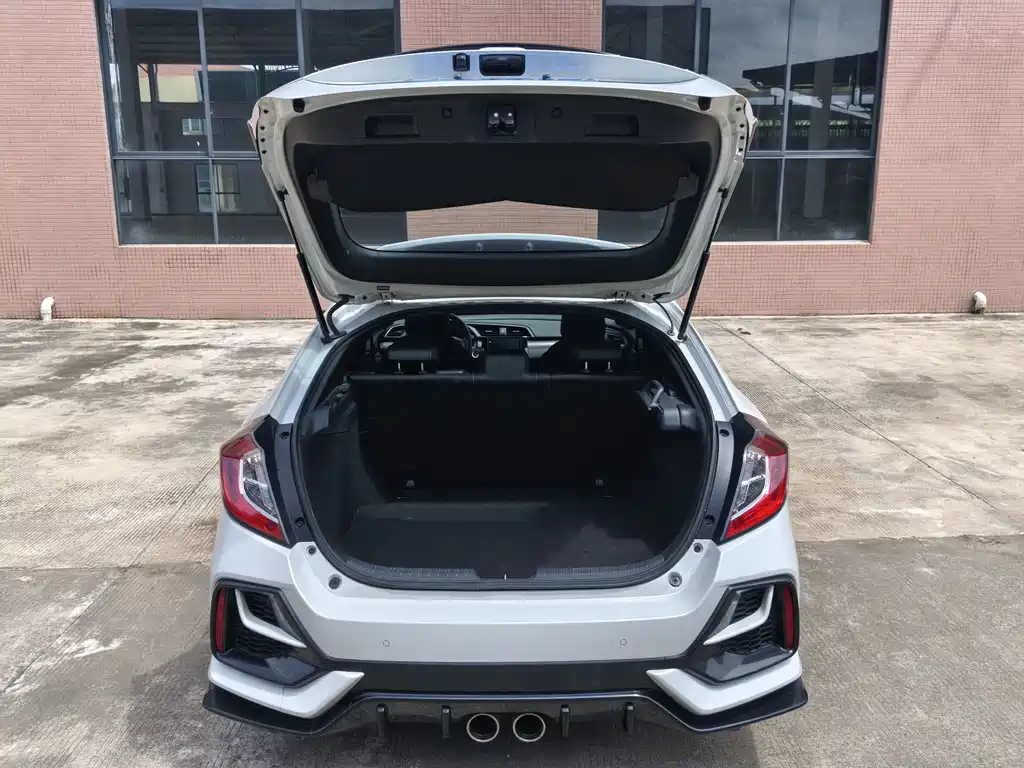 Honda Civic 2021 — фото 20