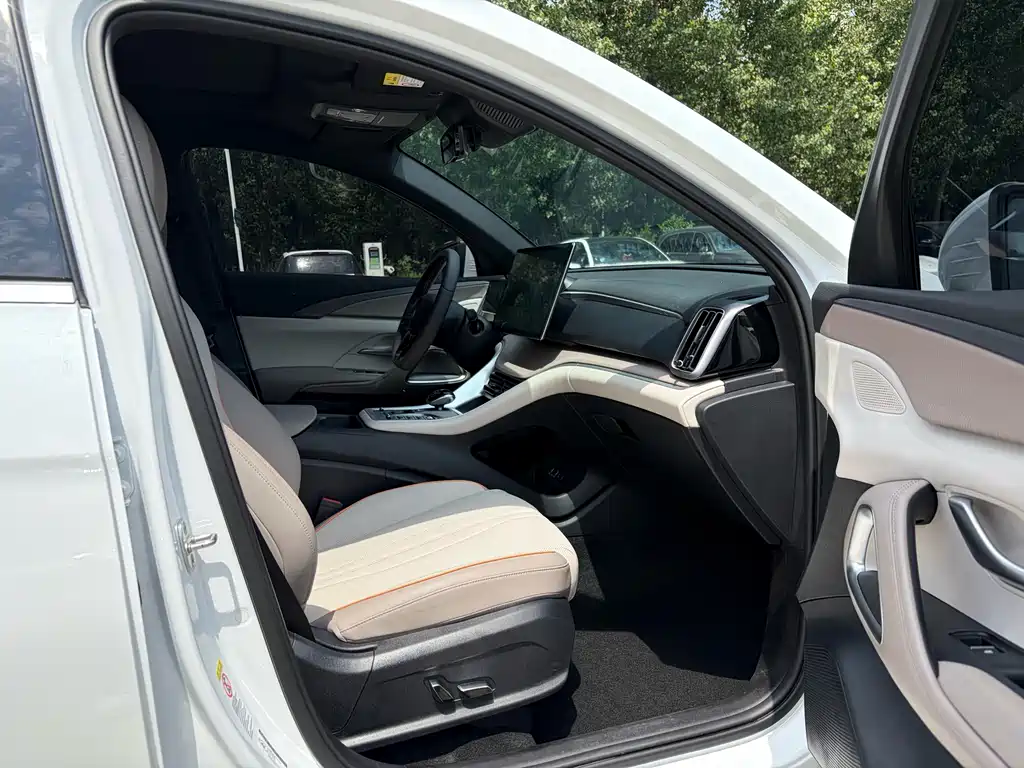 BYD Pro New Energy 2023 — фото 9
