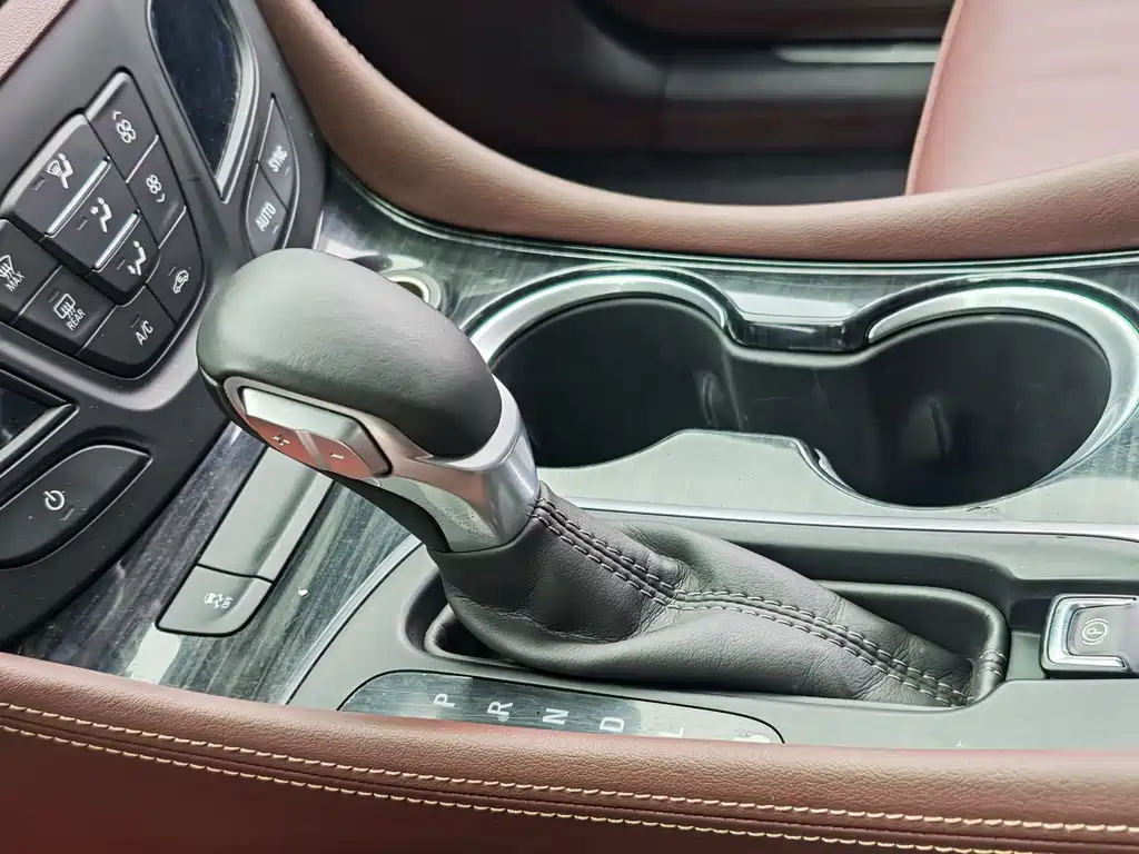 Buick Envision Plus 2019 — фото 14