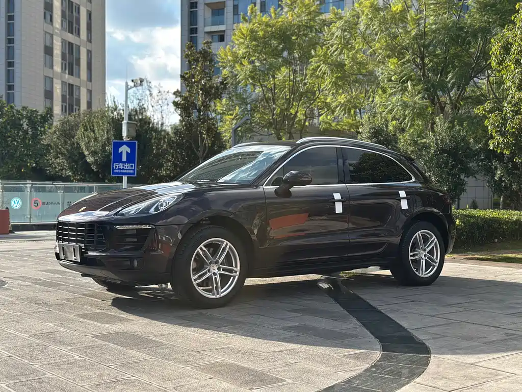 Porsche Macan 2016 — фото 1