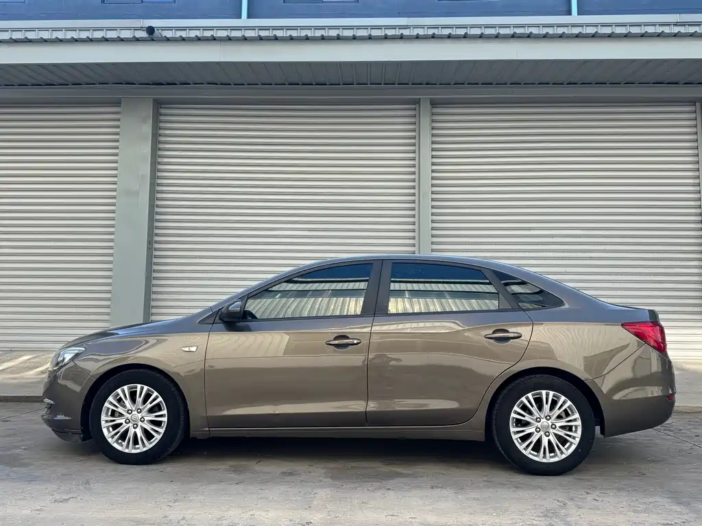 Buick Excelle 2016