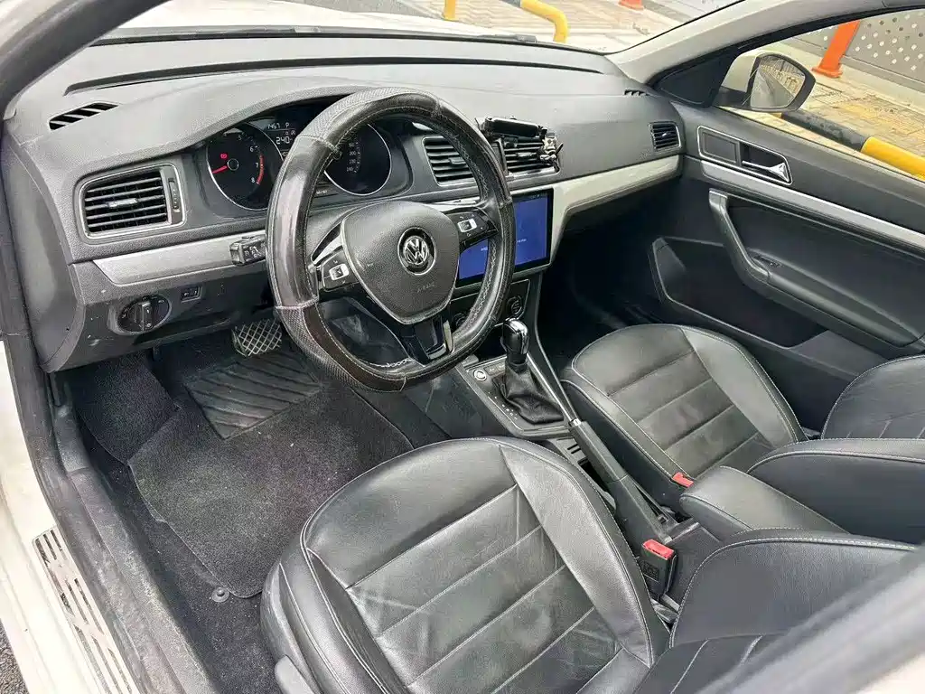 Volkswagen Gran Lavida 2018 — фото 4