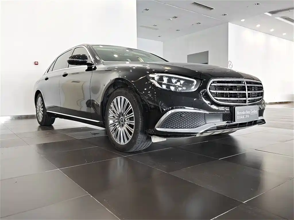 Mercedes-Benz E-Class 2022 — фото 5