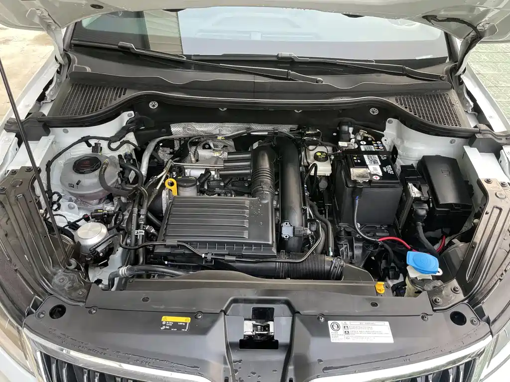 Skoda Karoq 2023 — фото 29