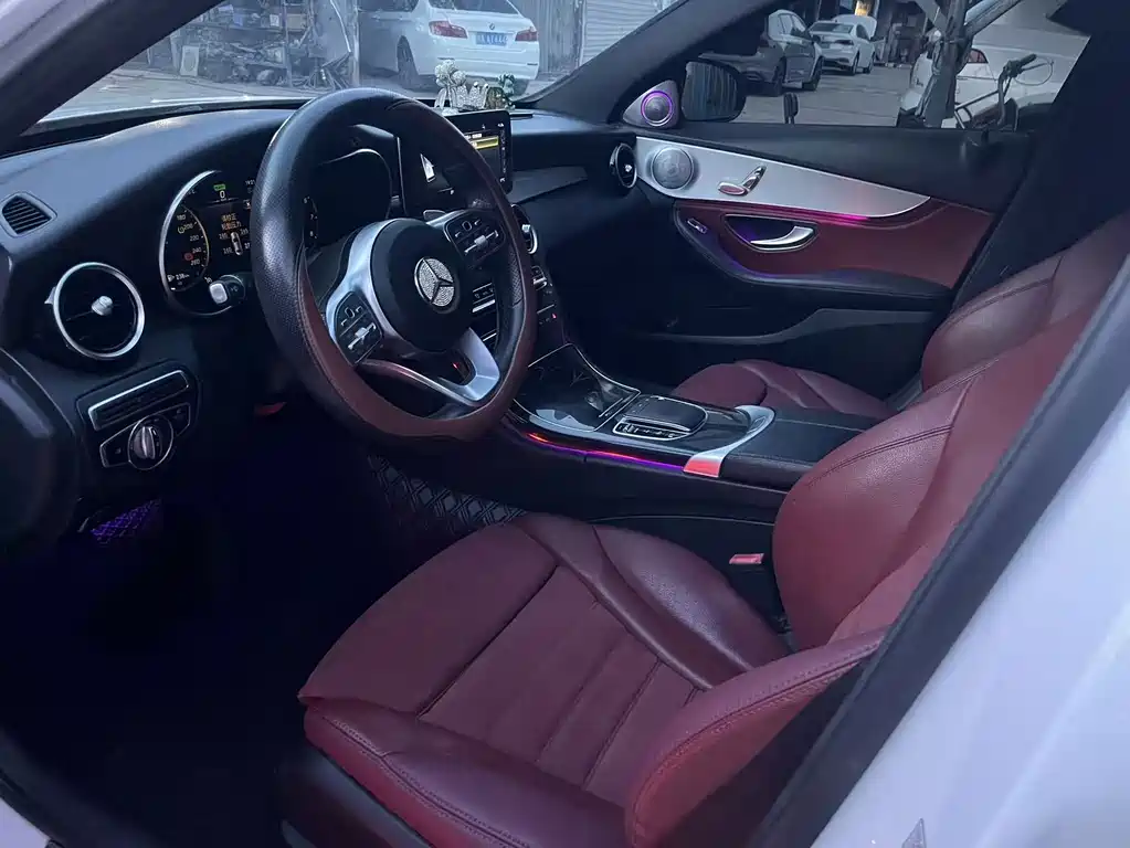 Mercedes-Benz C-Class 2020 — фото 23