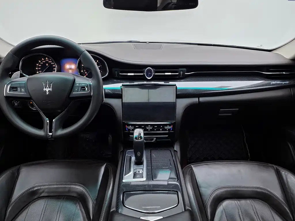 Maserati Quattroporte 2013 — фото 10
