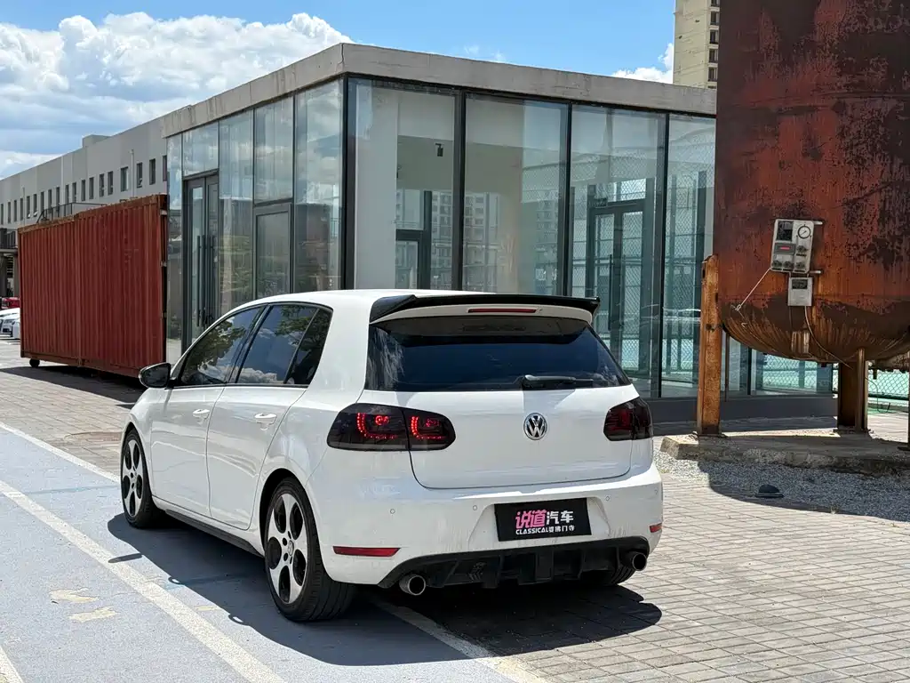 Volkswagen Golf GTI 2014 — фото 6