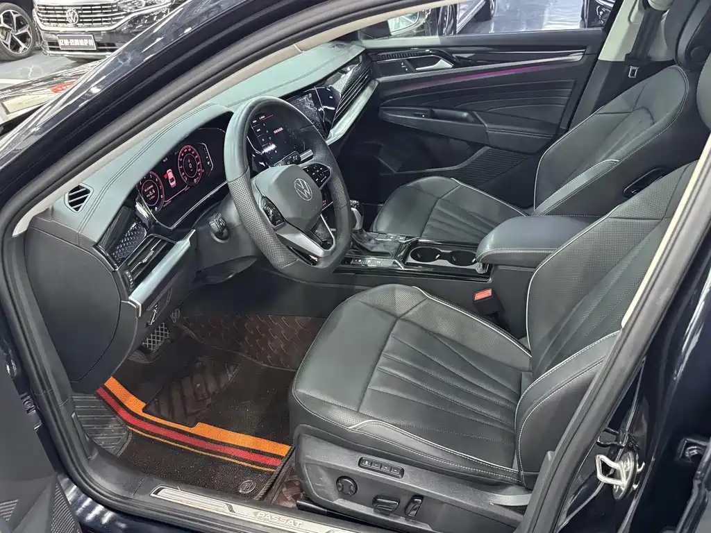 Volkswagen Passat 2024