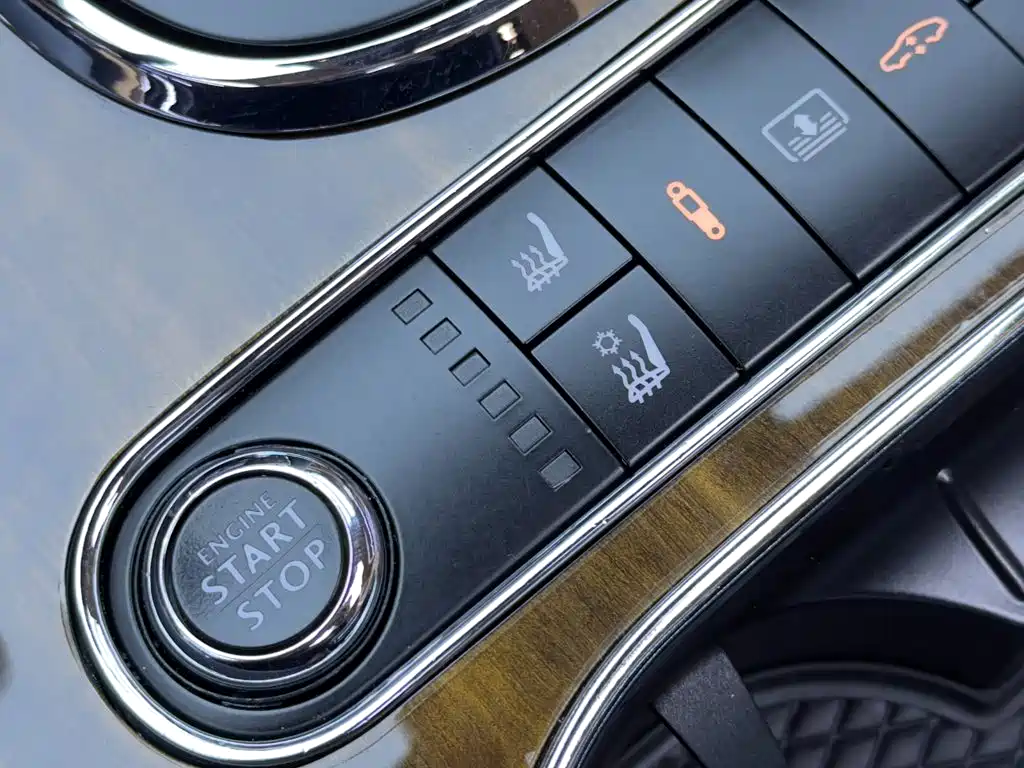 Bentley Flying Spur 2019 — фото 15