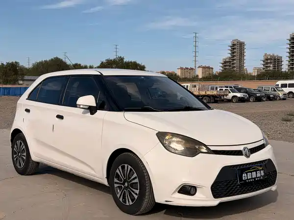 MG 3 2013