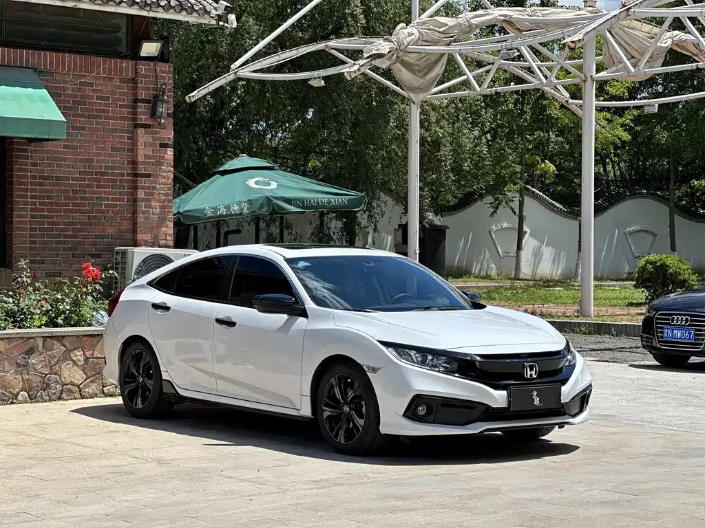 Honda Civic 2019 — фото 3