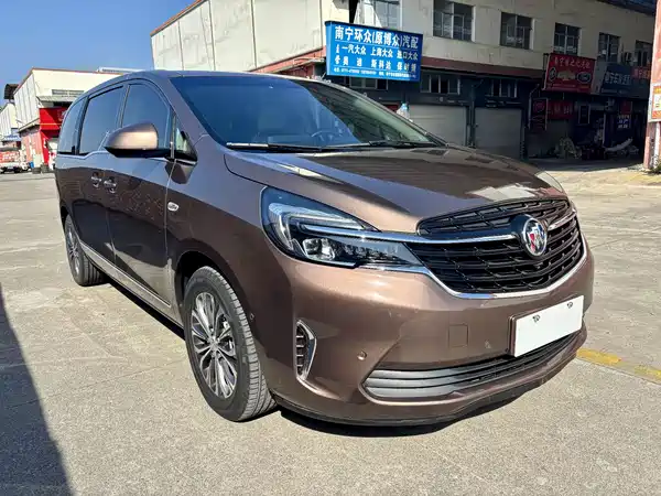 Buick GL8 2020