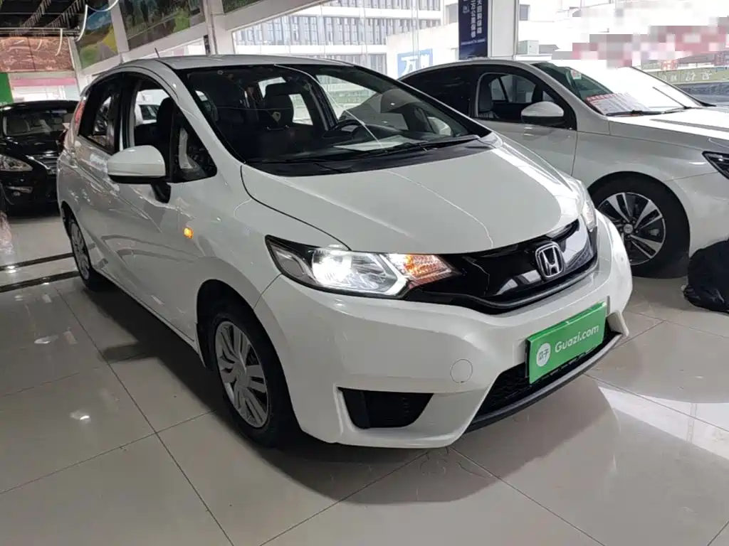 Honda Fit 2017 — фото 4