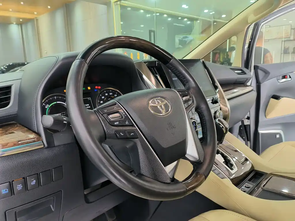Toyota Alphard 2021 — фото 5
