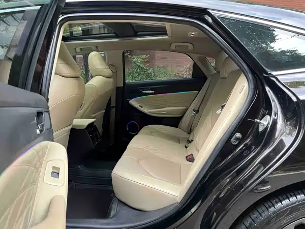 Toyota Avalon 2020
