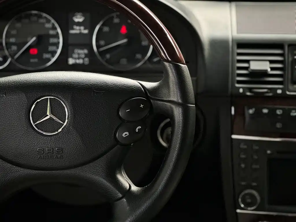 Mercedes-Benz G-Class 2010 — фото 5
