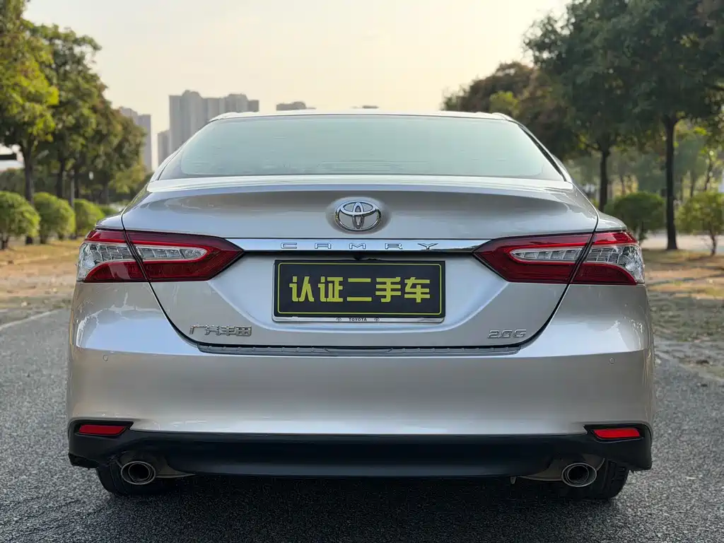 Toyota Camry 2020 — фото 21