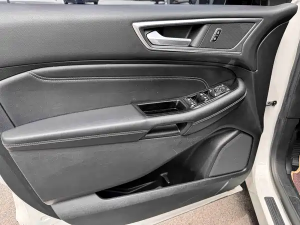 Ford Edge 2017