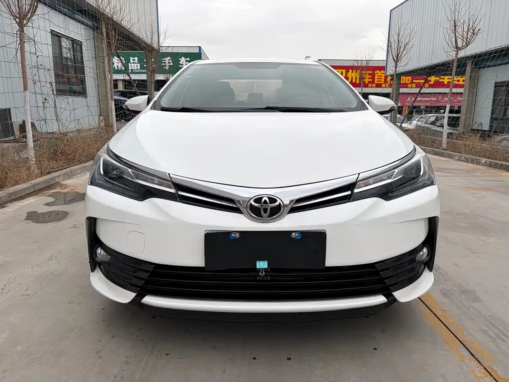 Toyota Corolla 2019 — фото 2