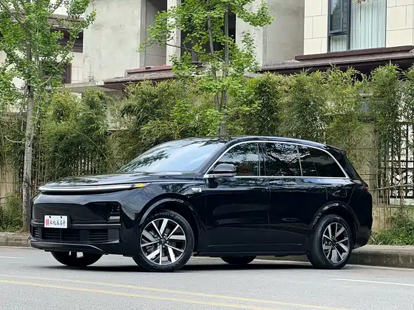 Li Auto L8 2023