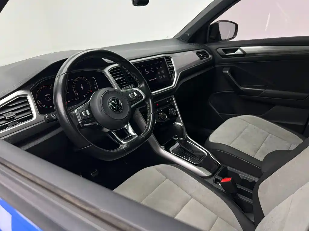 Volkswagen T-Roc 2021 — фото 19