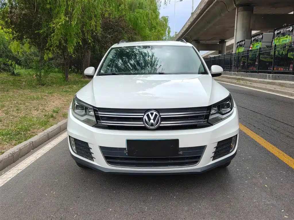 Volkswagen Tiguan 2017 — фото 2