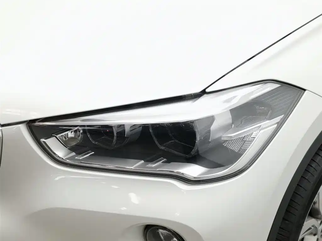 BMW X1 2018 — фото 7