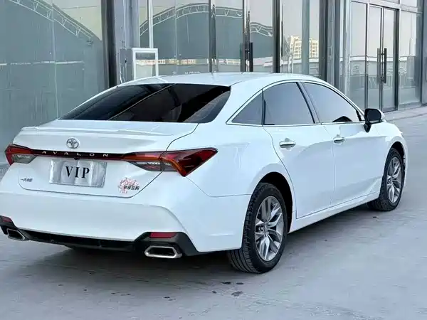 Toyota Avalon 2021