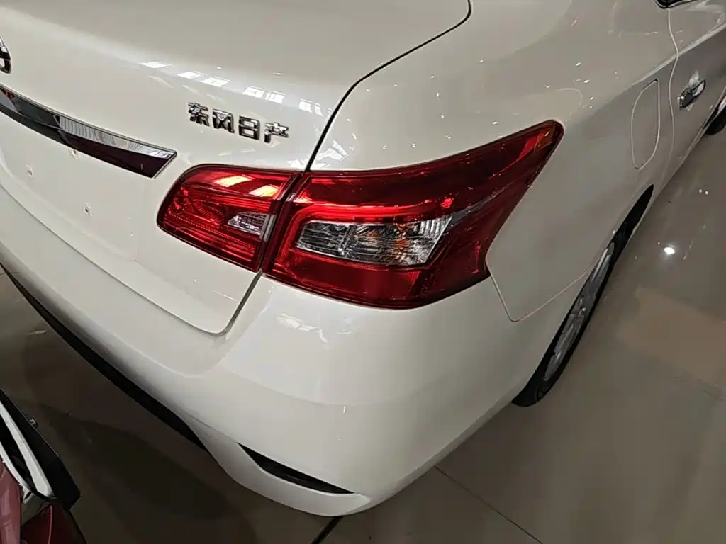 Nissan Sylphy 2020 — фото 8