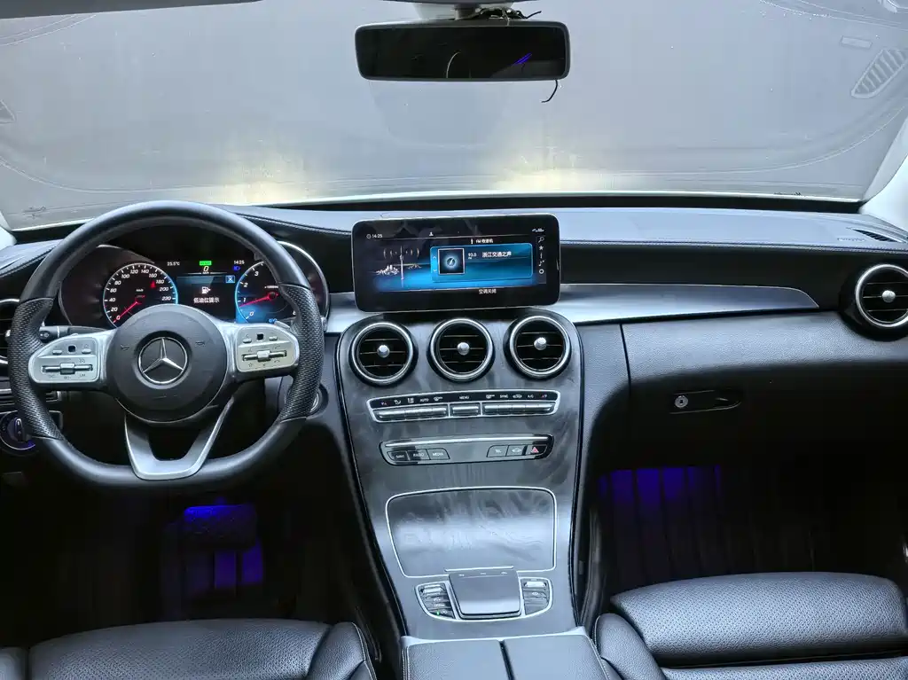 Mercedes-Benz C-Class 2020 — фото 26