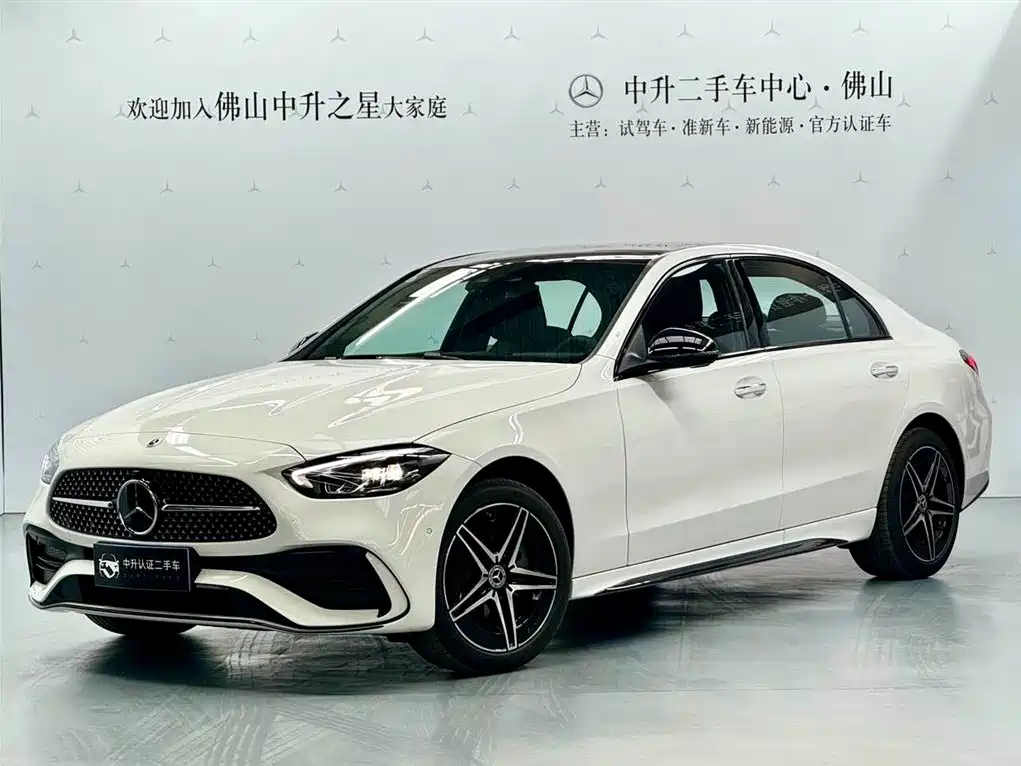 Mercedes-Benz C-Class 2024 — фото 1