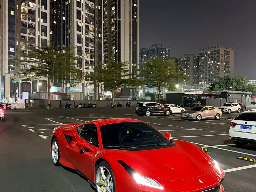Ferrari F8 2022 — фото 4