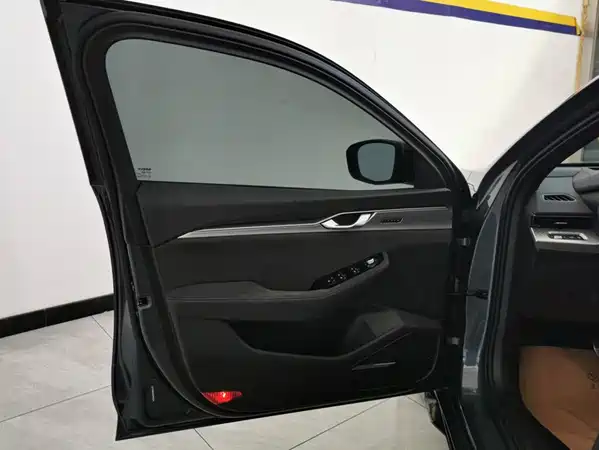 Geely Xingrui 2025