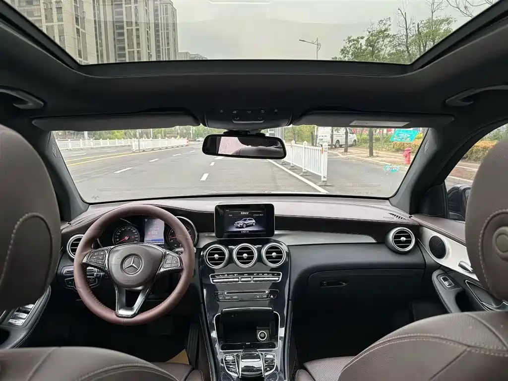 Mercedes-Benz GLC 2016